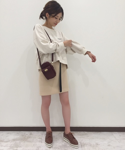 段差リブ刺繍スウェット