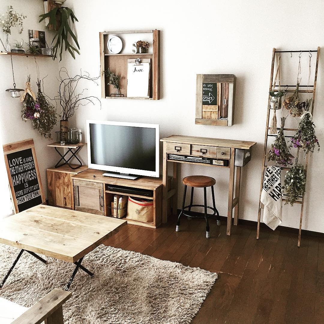 おしゃれなリビング収納とは キッズスペースから書類収納まで一挙ご紹介します Folk