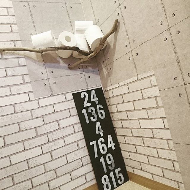 トイレットペーパー収納術特集 ストックdiyアイデア みなさんの実例をお届け Folk