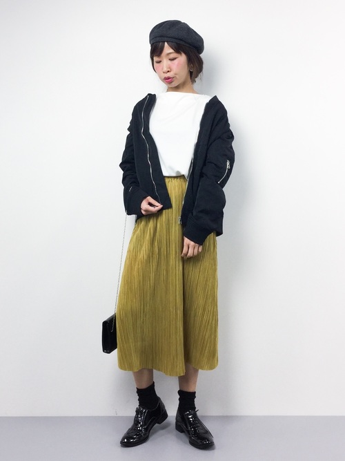 MA-1を使った大人の甘辛ミックスコーデ3
