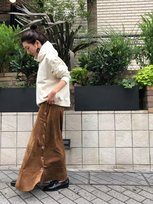 型押しタッセルローファー