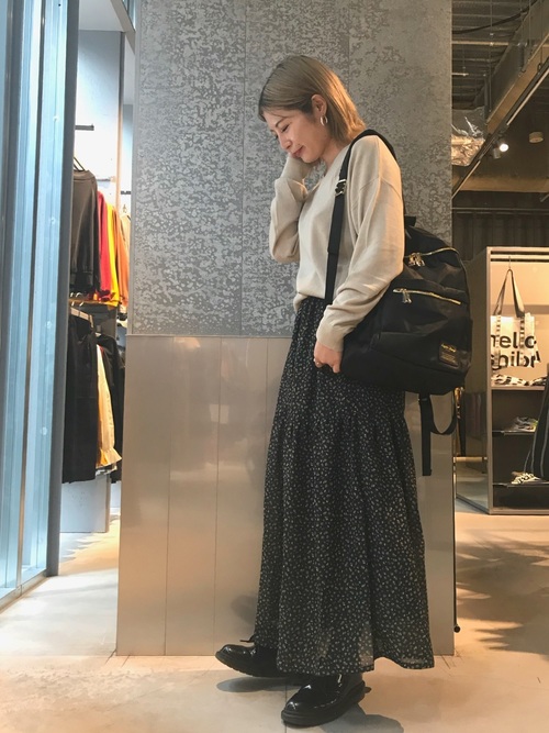 ネイビー系