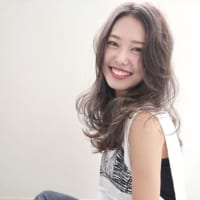 雰囲気を変えよう♡ミディアム＆ロングの周りと差をつけられるヘアスタイル