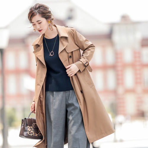 カラーによって印象がガラッと変わる トレンチコート は何色を買えば良い Folk