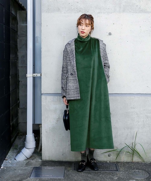 タートルベロアワンピース/ゆったりシルエット長袖ロング丈ワンピース