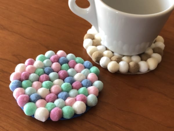 100均ハンドメイド フェルトボールでコースターを作ってみました Folk