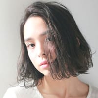 マフラーやハイネックが似合う！ボブスタイル＆首元すっきりヘアアレンジ特集