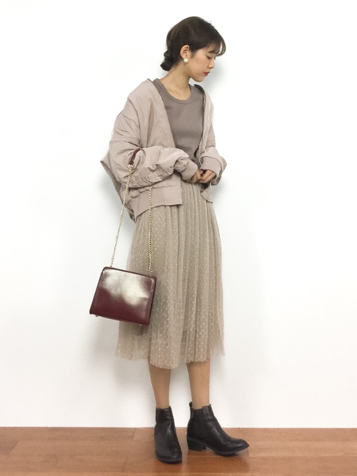 ベージュ5