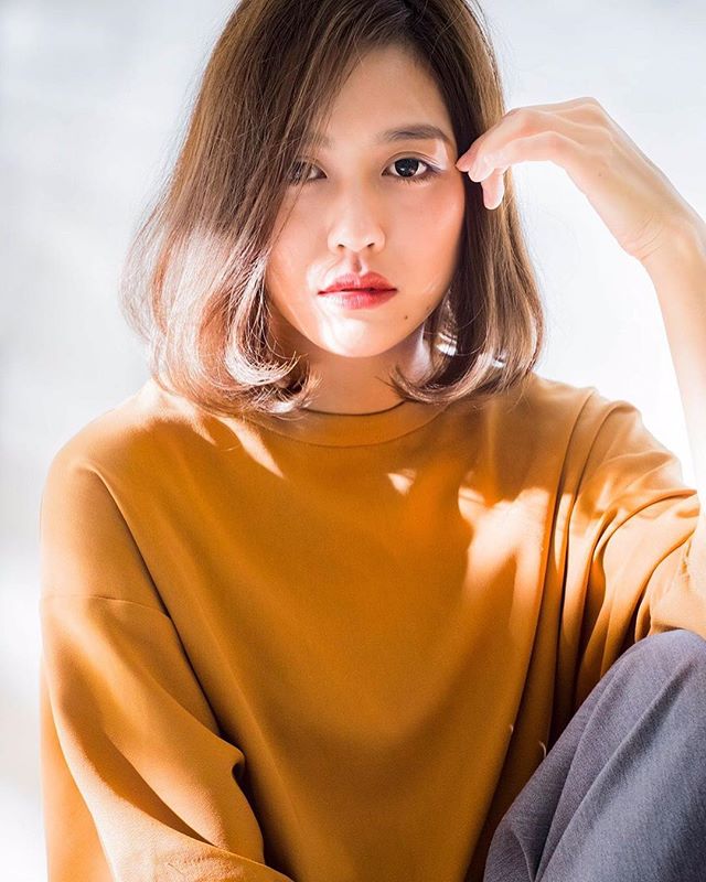 大人っぽい色気が人気 前髪なしの女子力アップヘアスタイル Folk