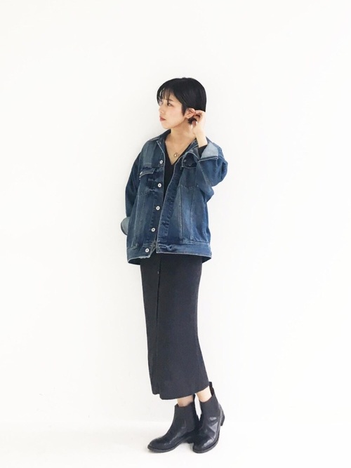 こなれたシルエットがかなうオトナも着やすい大きめGジャン