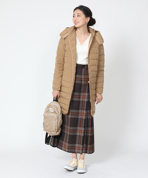 ステッチレスダウンコート
