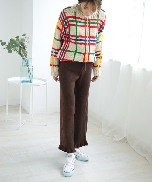 裾フリルリブニットパンツ
