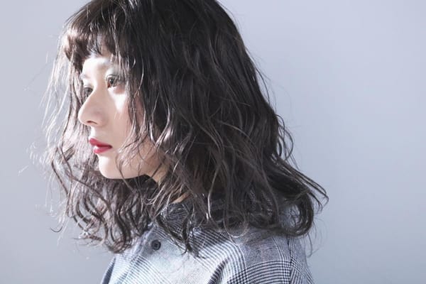 脱！手抜きに感じる暗髪ヘアスタイル10