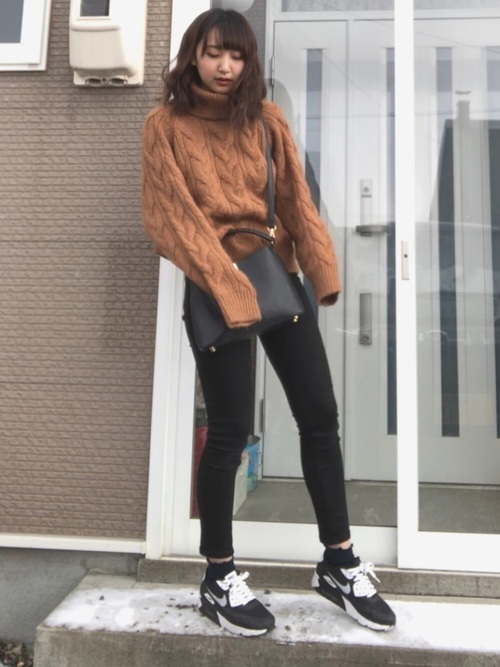 着膨れ予防にはシンプルが1番 しまむら アイテムで作る冬の大人女子コーデまとめ Folk