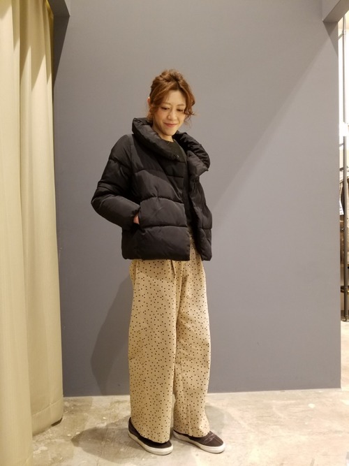 スタンド衿ファイバーダウンショートコート