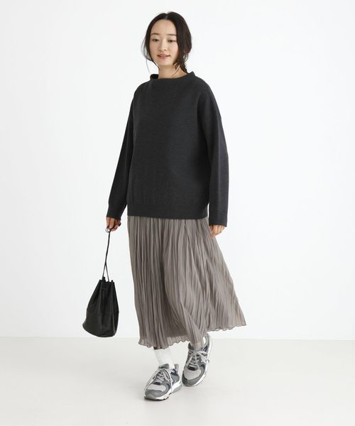 ポリエステルジャージープリーツスカート
