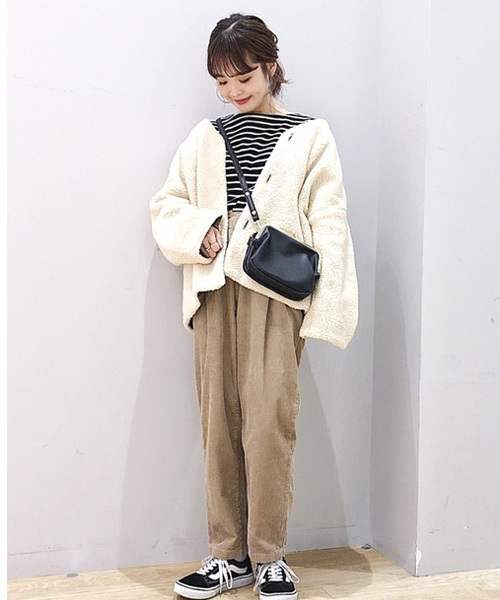 コーデュロイパンツ