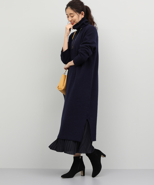 ハイネックロングニットワンピース