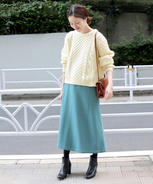 ウールストレッチマーメイドスカート