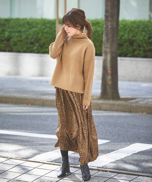 畦編みハイネックニットプルオーバー