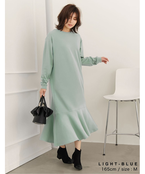 あったか裏ファー裾フリルワンピース