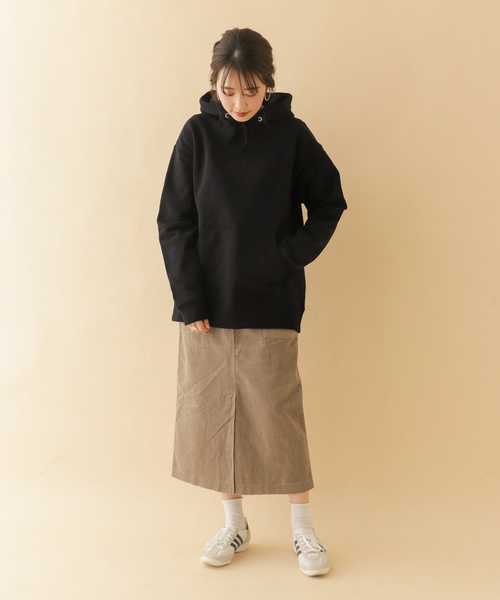黒トップス5