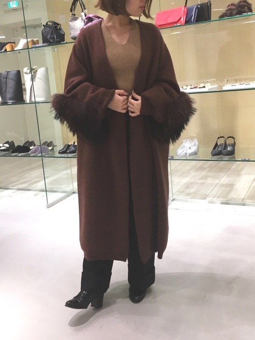 クラウンワイドパンツ