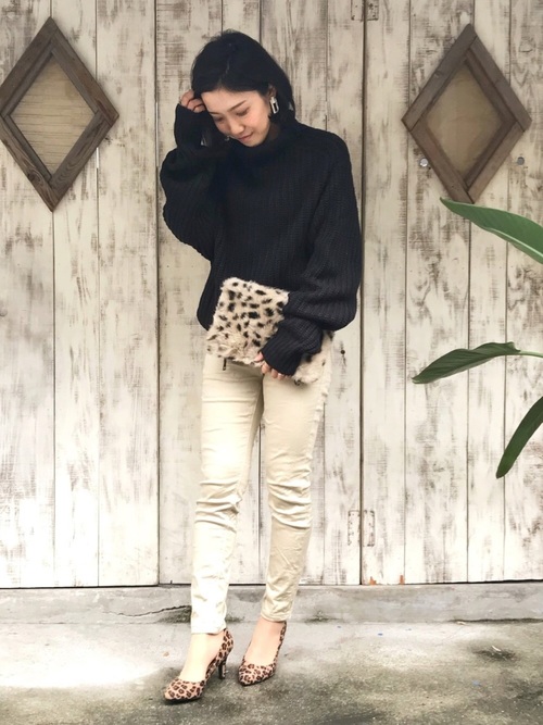 9分丈スキニ―チノパンツ