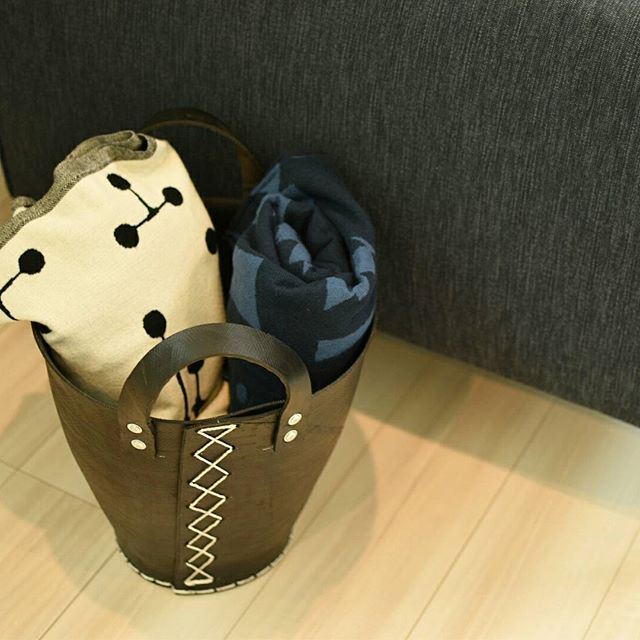 お気に入りは取り出しやすく 冬用ファッション小物 の賢い収納術をご紹介します Folk