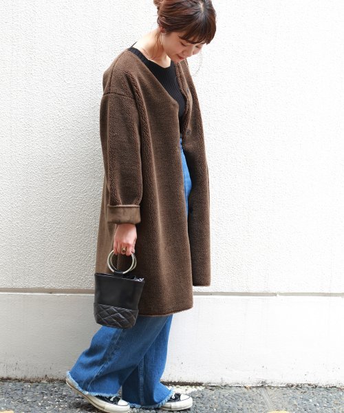 フェイクムートン Vネックコート