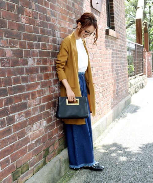 春のワイドパンツコーデ30選 きれいめスタイルならワイドパンツがおすすめ Folk