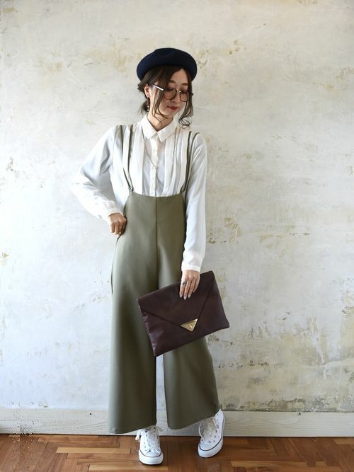 似合うメガネコーデを見つけよう レディースの形別おしゃれ見本をご紹介 Folk