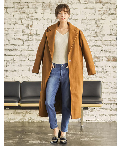 アルガンオイル加工ストレッチテーパードデニムパンツ