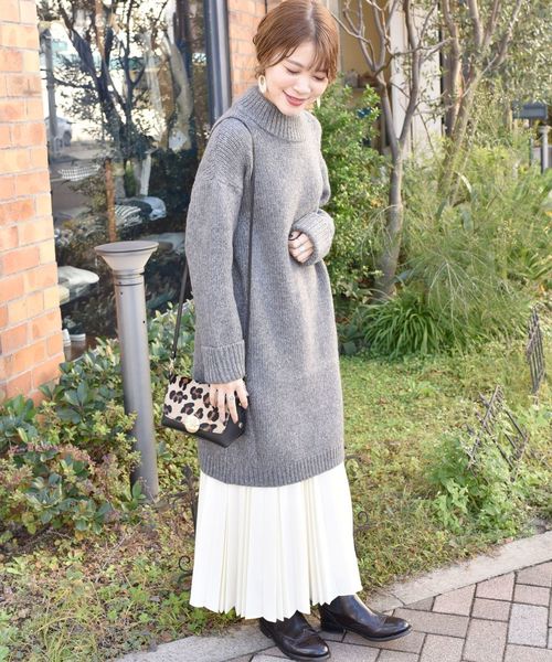 TORRAZZO DONNA:ハイネックニットワンピース