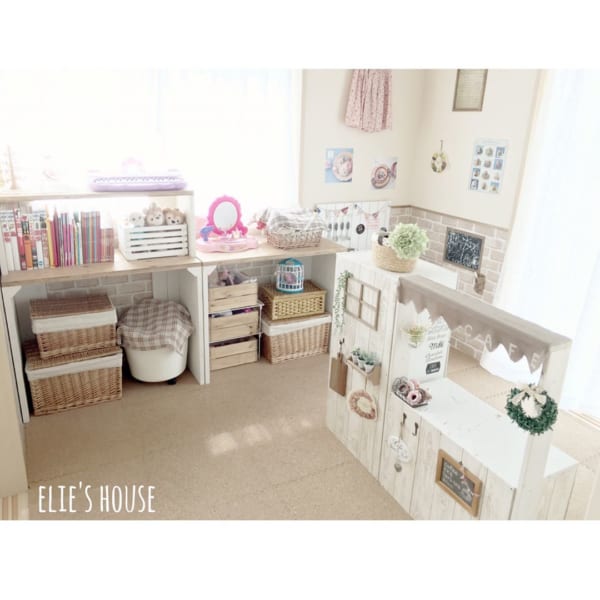 女の子の子供部屋インテリア 収納５