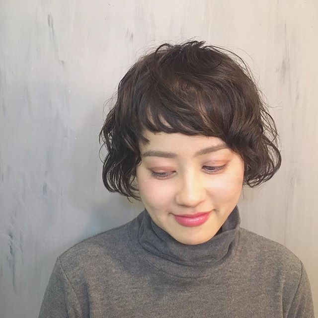 50代 アンニュイショートボブ