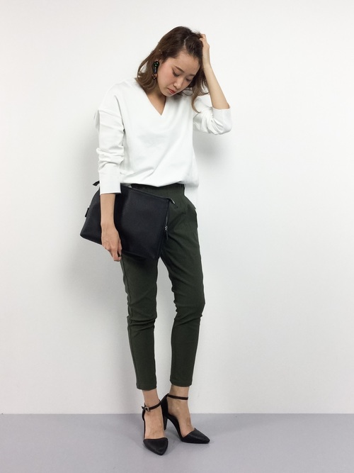 IEDITレーベルコレクション からだをすっぽり包み込む絶妙Vネックの大人スウェット