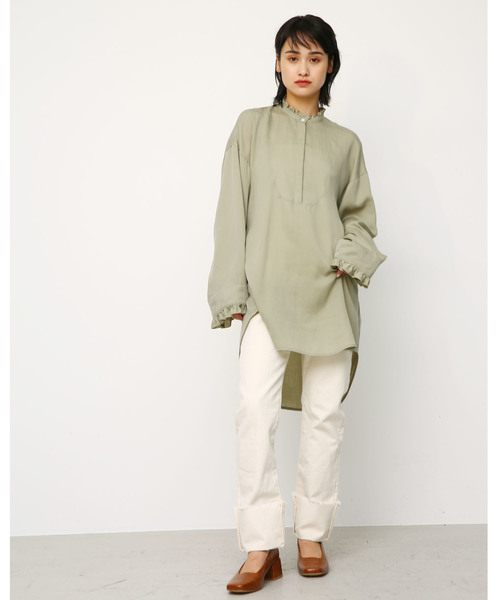 roll up white denim
