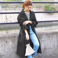 可愛い印象に♡「キャンディ袖トレンチコート」で作る大人女子コーデ♪