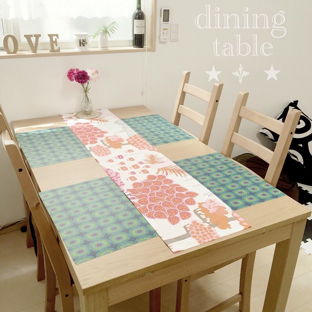 ダイニングをカフェ風に おしゃれなダイニングテーブルの作り方をご紹介 Folk