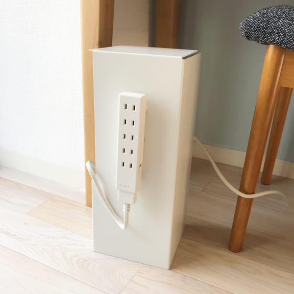 無印良品　スチール棚　コード・ルーター収納