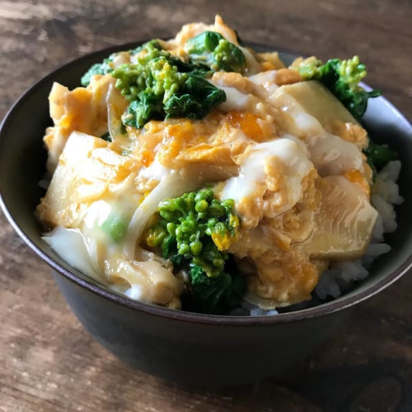 たけのこと白菜なばなのたまご丼