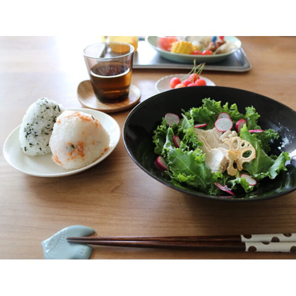 シンプルな北欧食器 イッタラ ティーマ で彩るテーブル風景をご紹介 Folk