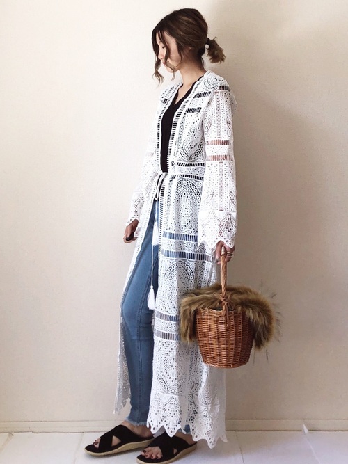 白カーディガンコーデ45選！レフ板効果で肌をパッと明るく若々しく 