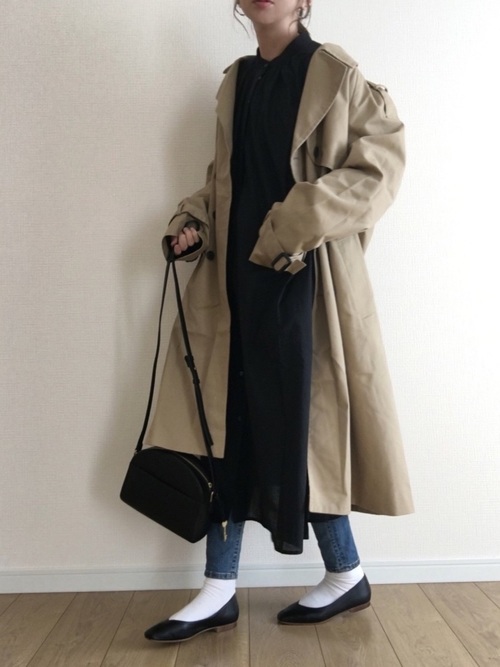 黒パンプスコーデ特集 おしゃれな大人女子は足元に上品さをプラスして Folk