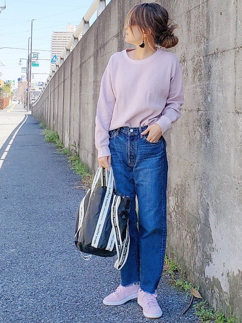 ユニクロ のワッフルクルーネックtの着回しコーデ シンプルコーデにぴったり Folk