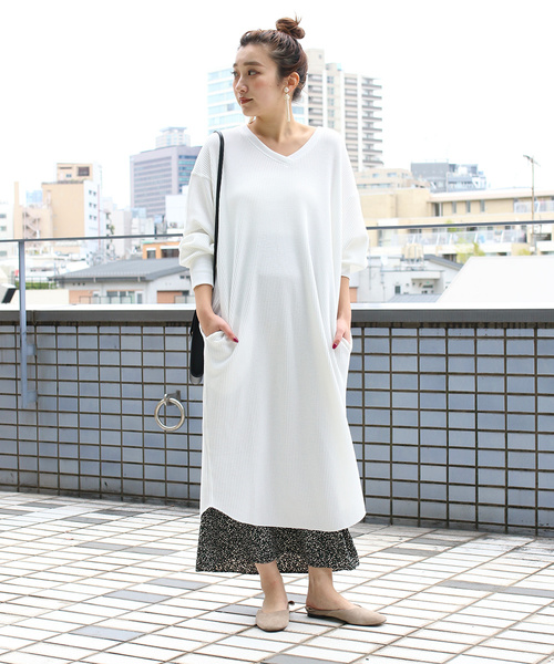 【WEB限定】ワッフルサーマル Vネックワンピース