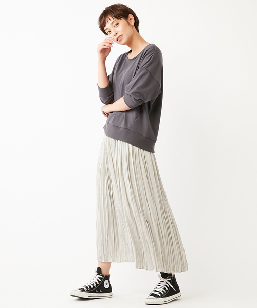 サテンランダムプリーツスカート