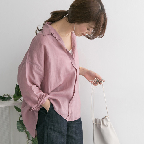 大きめサイズが今っぽい 大人の余裕を感じる大人可愛いビッグシャツコーデ特集 Folk