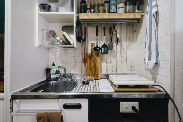 狭くてもおしゃれに使いやすく ワンルームのキッチンインテリア特集 Folk